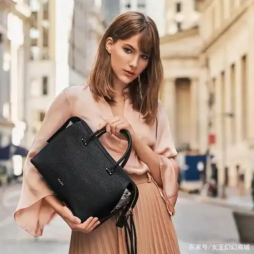 出席不同场合如何搭配不同的包包?这里有一份搭配参考!