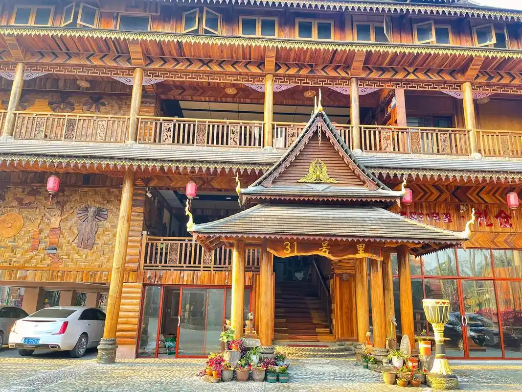 记录我们的傣家竹楼生活#西双版纳 #我的旅行日记 #古建筑之 - 抖音