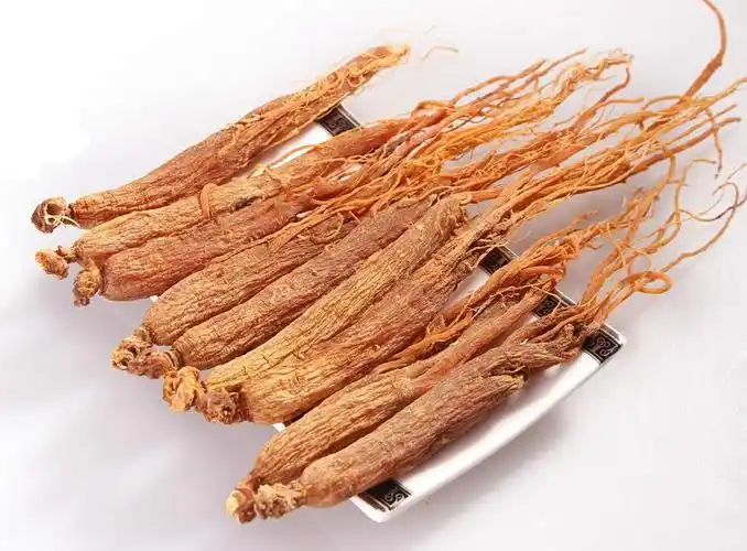 红参是人参蒸制后的干燥品,它是属于补虚药的一种,比人参的力量更猛烈