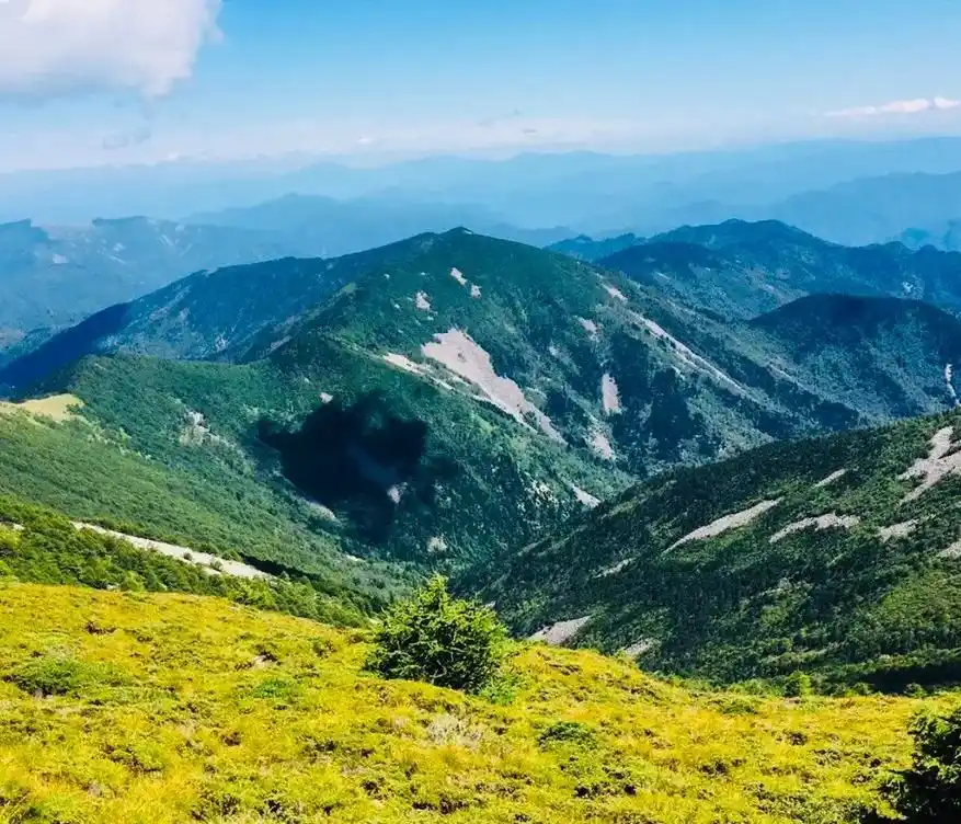 巍峨的秦岭山脉 摄影 - 抖音