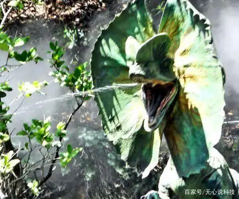 恐龙其实也会喷毒液,侏罗纪时代和蜥蜴相似的恐龙