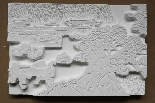 传承工匠精神提升审美素养记石膏浮雕创意美术制作活动