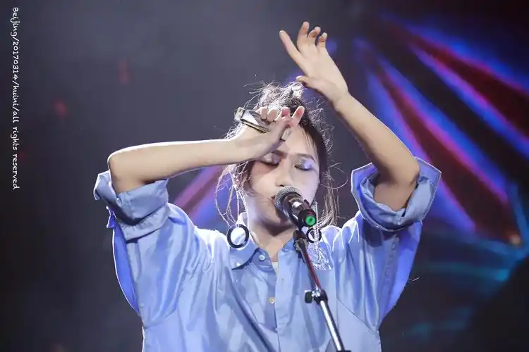 陈粒酷炸的女诗人其实是位民谣歌手