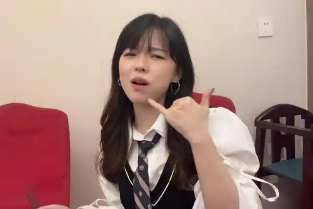 沫子直播开课,教妹子恋爱,画风差点跑偏