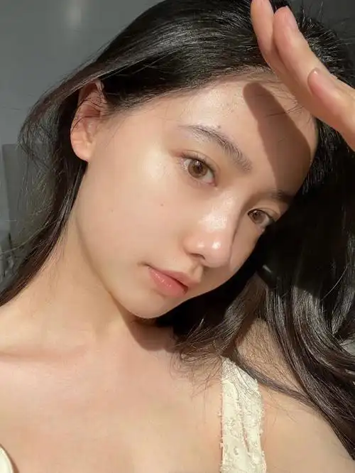 素颜都想要自拍05谁敢信我是干敏皮