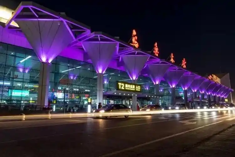 乌鲁木齐国际机场传来新消息2020-10-08 22:20新疆维吾尔自治区政法委