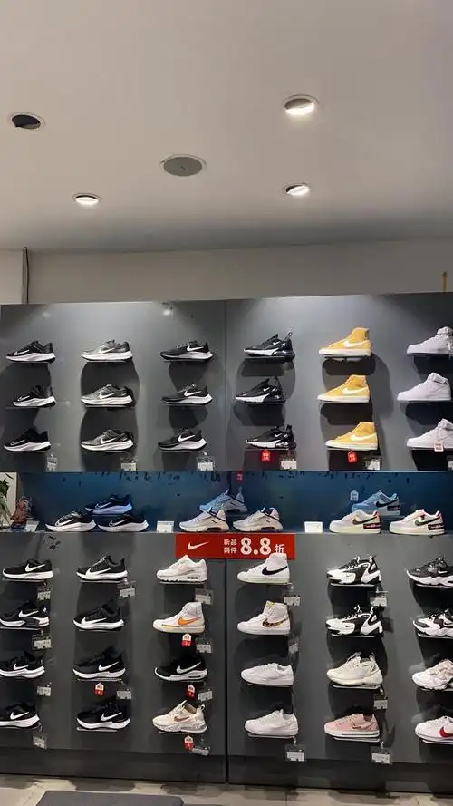 温州瑞安万松路耐克