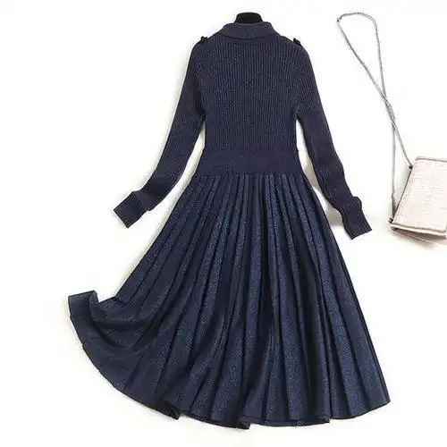 精品女装针织连衣裙2020秋季新品插肩袖珍珠扣装饰a字裙15542