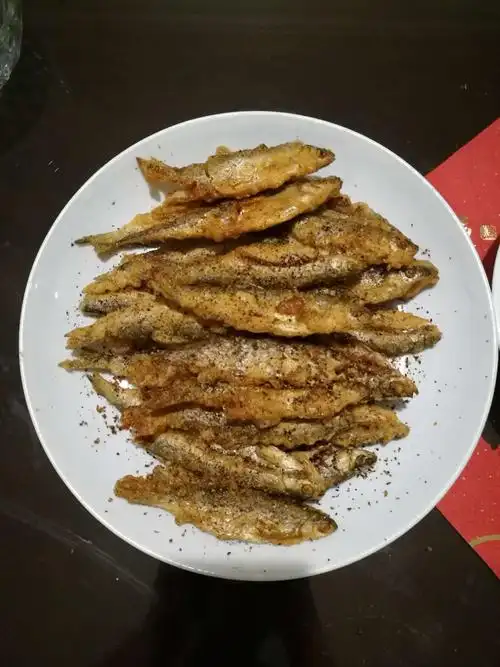 椒盐焦炸小鱼
