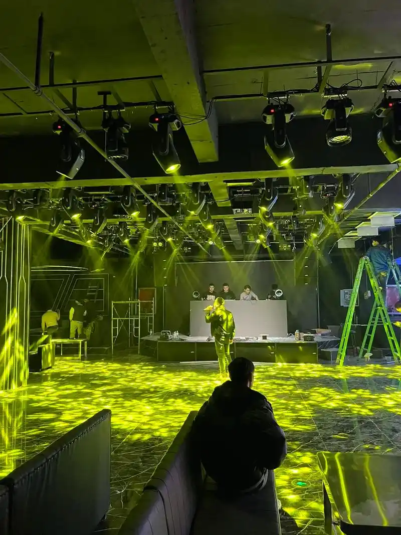 酒吧音响灯光led屏.舞美演出 ,#音响设备租赁 ,专业舞台 - 抖音