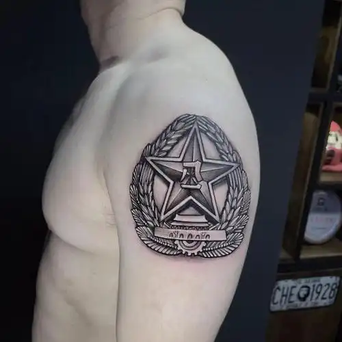 军徽同道堂纹身给退伍军人完_纹身吧社区 - 纹身大咖