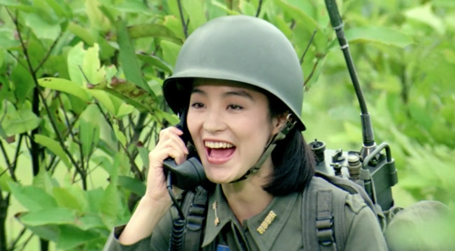 林青霞穿上军装更是英姿飒爽你看过吗