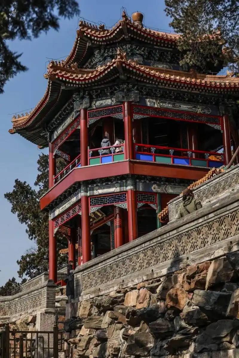 画中游         颐和园"画中游"景区历经六七年时间已 - 抖音