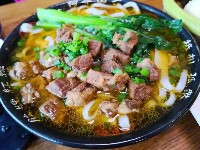 湛江特色牛腩粉