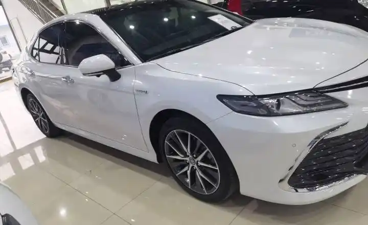 唐山二手凯美瑞 2021 款 双擎 2.5hg 豪华版 白色 - 小猪二手车