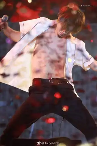 前两张,压箱底^0