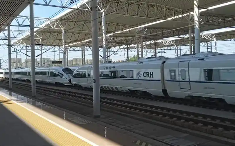 重联crh380b高速跨站