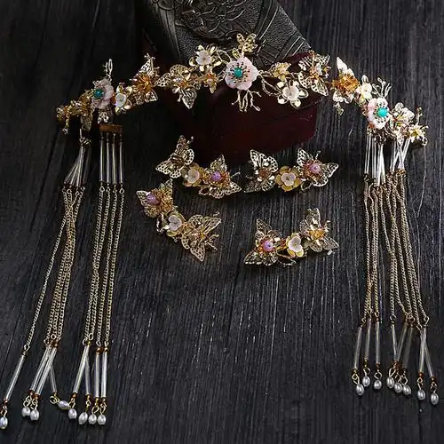 2017新品新娘优质古装头饰套装中式结婚龙凤褂秀禾服凤冠配饰品