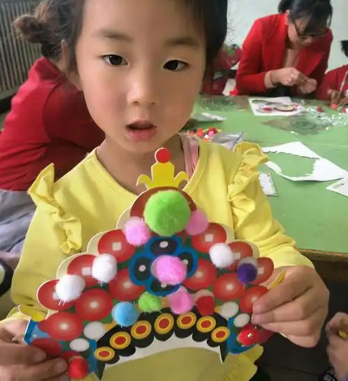 农银小班手工——《国粹头饰》