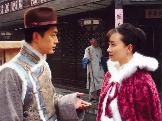 片单|电影《银饰》:丈夫无性,妻子出轨,一场因偷情而引发的血案