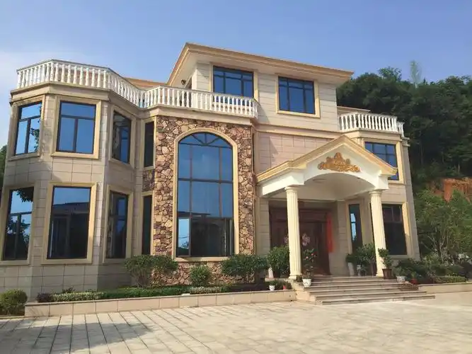 农村160万自建3层别墅,占地1000平!有这钱为啥不城市买房?