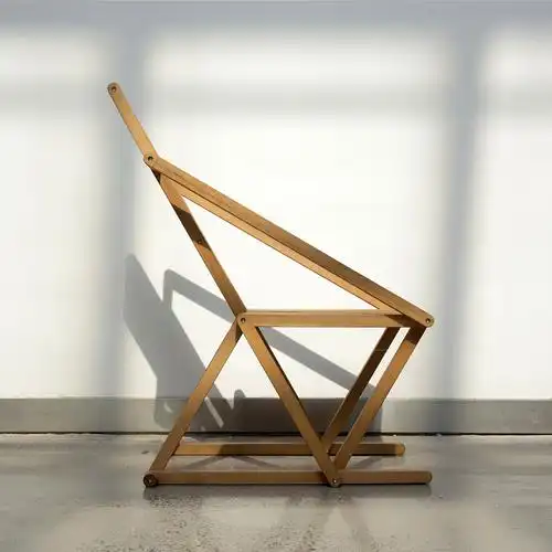 三角世界实木扶手椅子秋叶欧洲榉木简约现代实心其它椅子