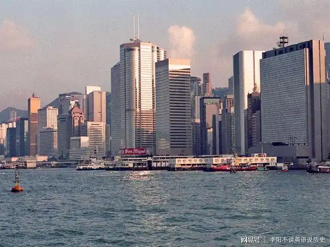 老照片1990年代的香港比现在大陆的一线城市还要发达