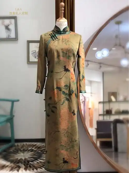 绢纺香云纱旗袍