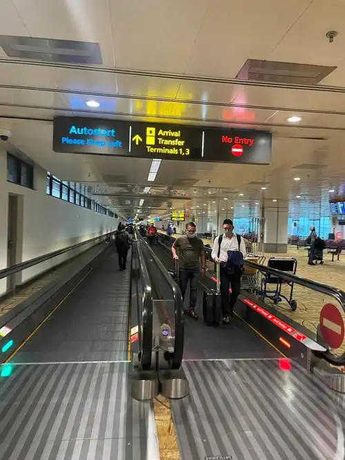 新加坡樟宜机场转机攻略t2转t3