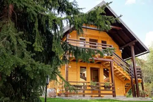 a lovely wooden house - studio apartment