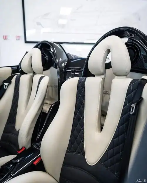 帕加尼huayra roadster风之子.