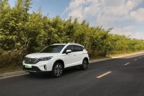 一万元连最新的某水果手机都买不到,却能开走真增程式插电混合动力suv