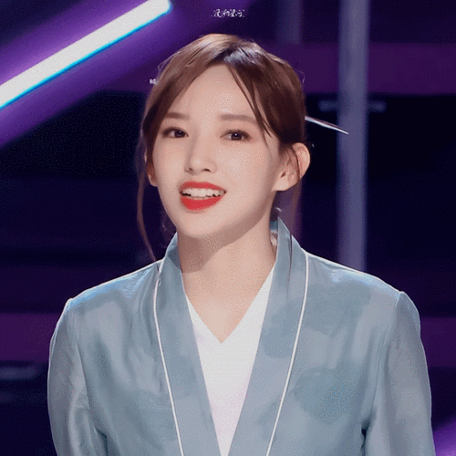 程潇放飞自我泳衣自拍奶潇称号当之无愧这谁顶得住