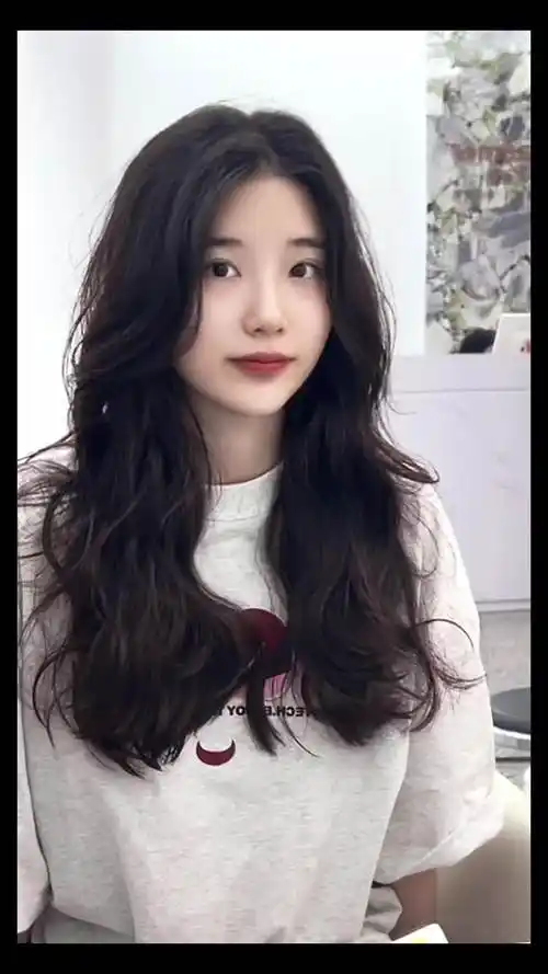 好好打理自己不辜负可以变美的每一天#女生烫发发型推荐#圆脸发型参考