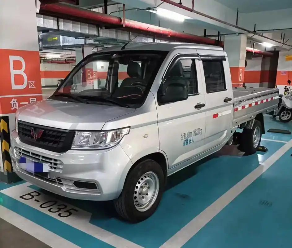 18年9月18五菱双排小卡