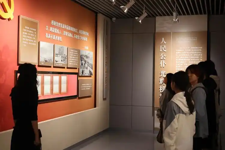 "星火"学生党员先锋队赴淄博焦裕禄纪念馆参观学习_同志_重要讲话精神