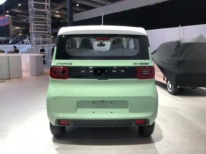 2021上海车展探馆五菱宏光miniev马卡龙