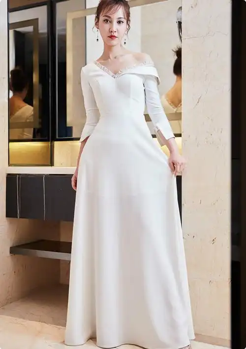 原创江玉燕杨雪复出气场全开黑色套装状态好白皙皮肤比少女嫩