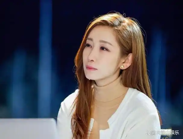 秦海璐:"最丑影后",最美付出,孝顺婆婆撑起家,老人安享晚年