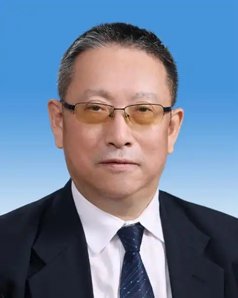 陆军中将郑洞国:建国后与妻子离婚,女儿遭杀害,孙子官至副国级