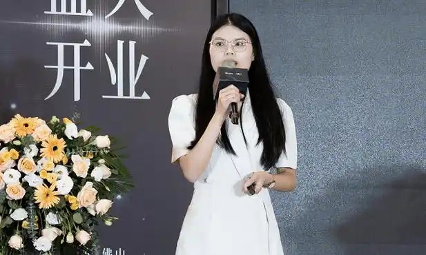 刘文贵秘书长,张书儒秘书长,谭荣添副会长,李天燕总,李汉华总经理