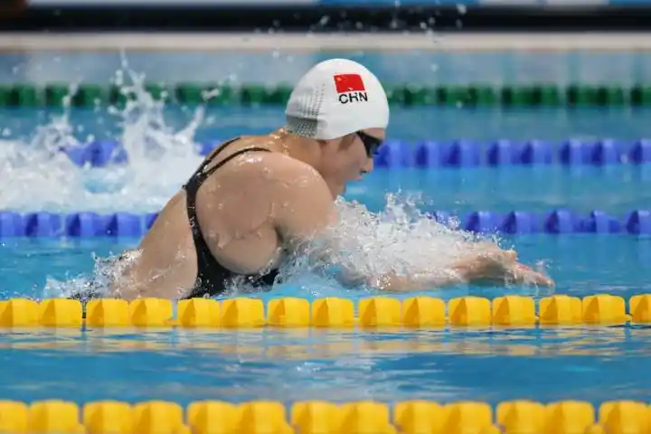 浙江游泳队派出柳雅欣,叶诗文,尹嘉禾,吴越组合参加女子4×200米