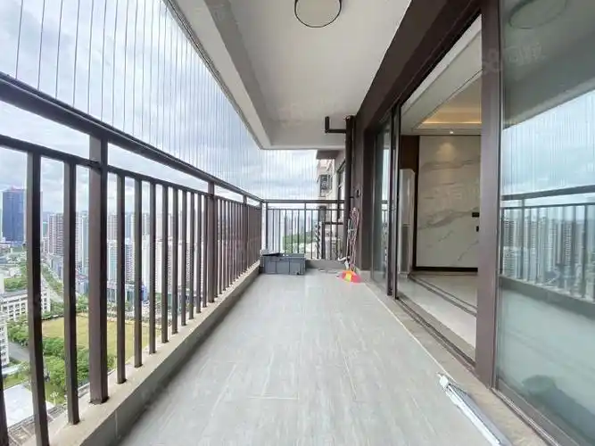 六一特价近东站吉祥凤景湾精装网红五房可办工价格有少