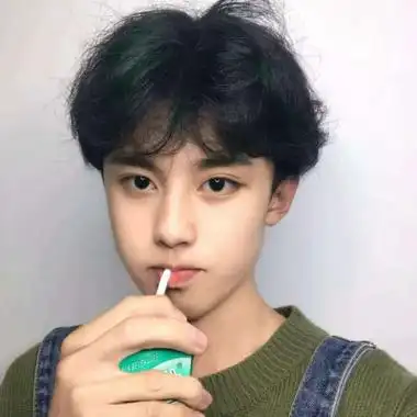 17岁男生帅哥照片同一个人多张 同一个人的一套照片 - 男生头像