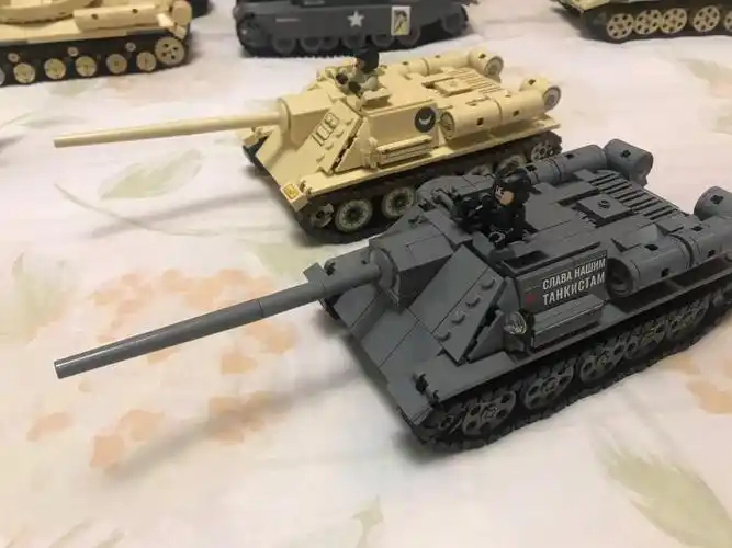 根据埃及军版改色 用上t34/85的贴纸#brickmania