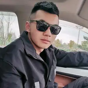 修车界的年轻小伙头像