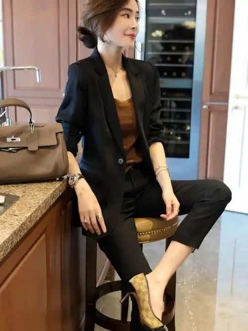 欧洲站2021早春新款韩版欧货显瘦小西装网红小个子西服外套女百搭