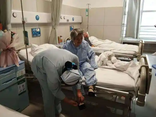 出院——南阳医专一附院普通外科四病区|手术|结肠|腹腔镜_网易订阅