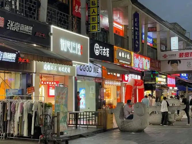 万达金街,10平米小店,可烧烤小吃炸串等,杭州拱墅万达广场拱墅万达