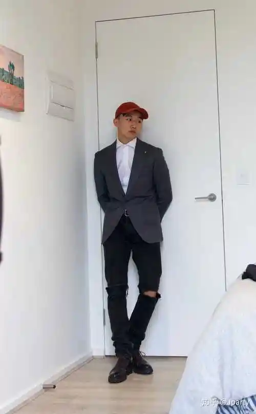 17岁男生适合穿西装么?